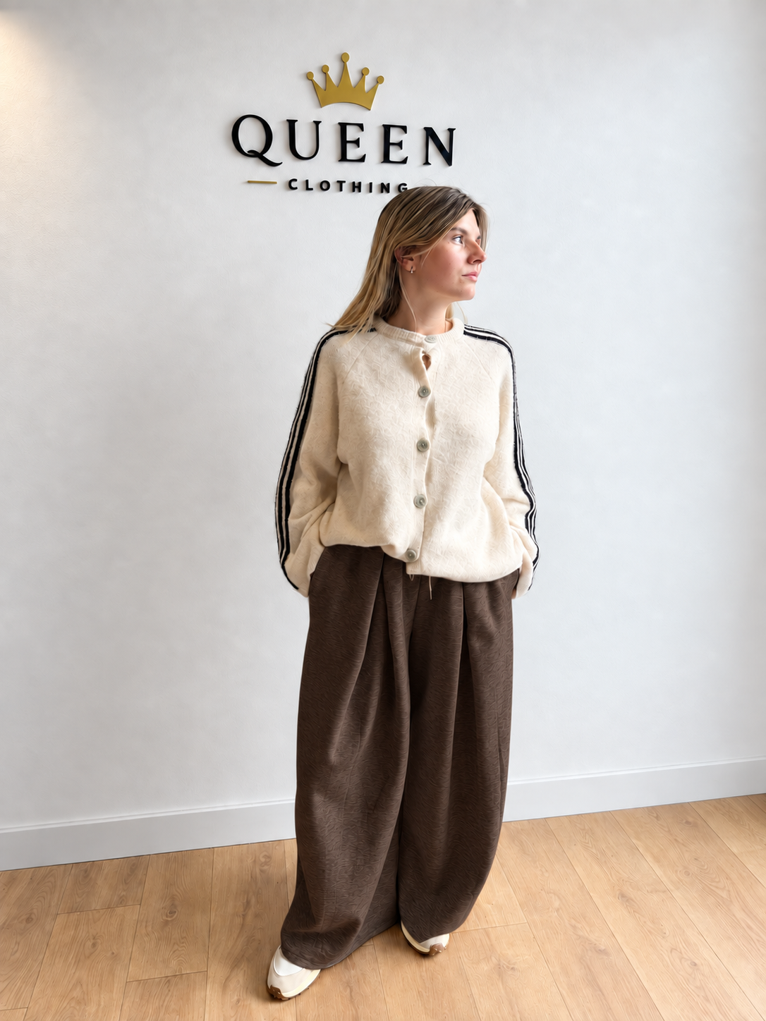 JOGGING MARRON LARGE