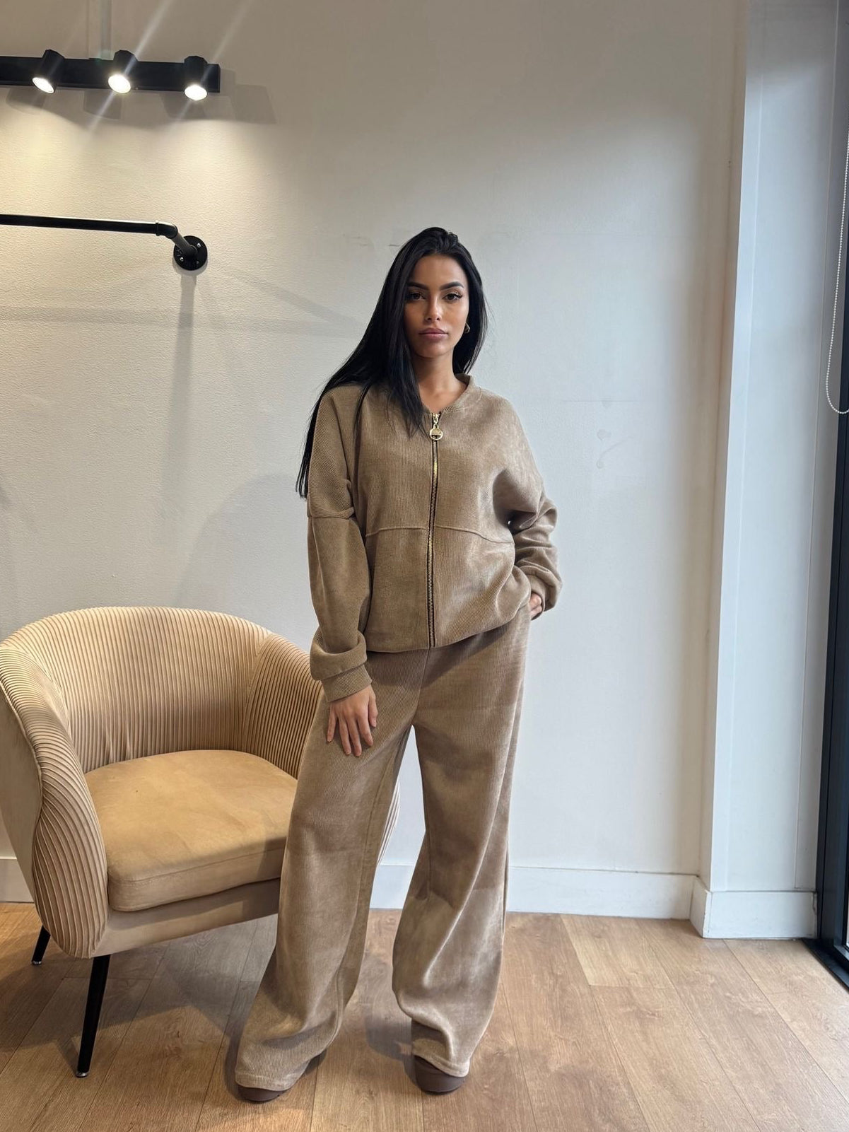 ENSEMBLE JOGGING BEIGE