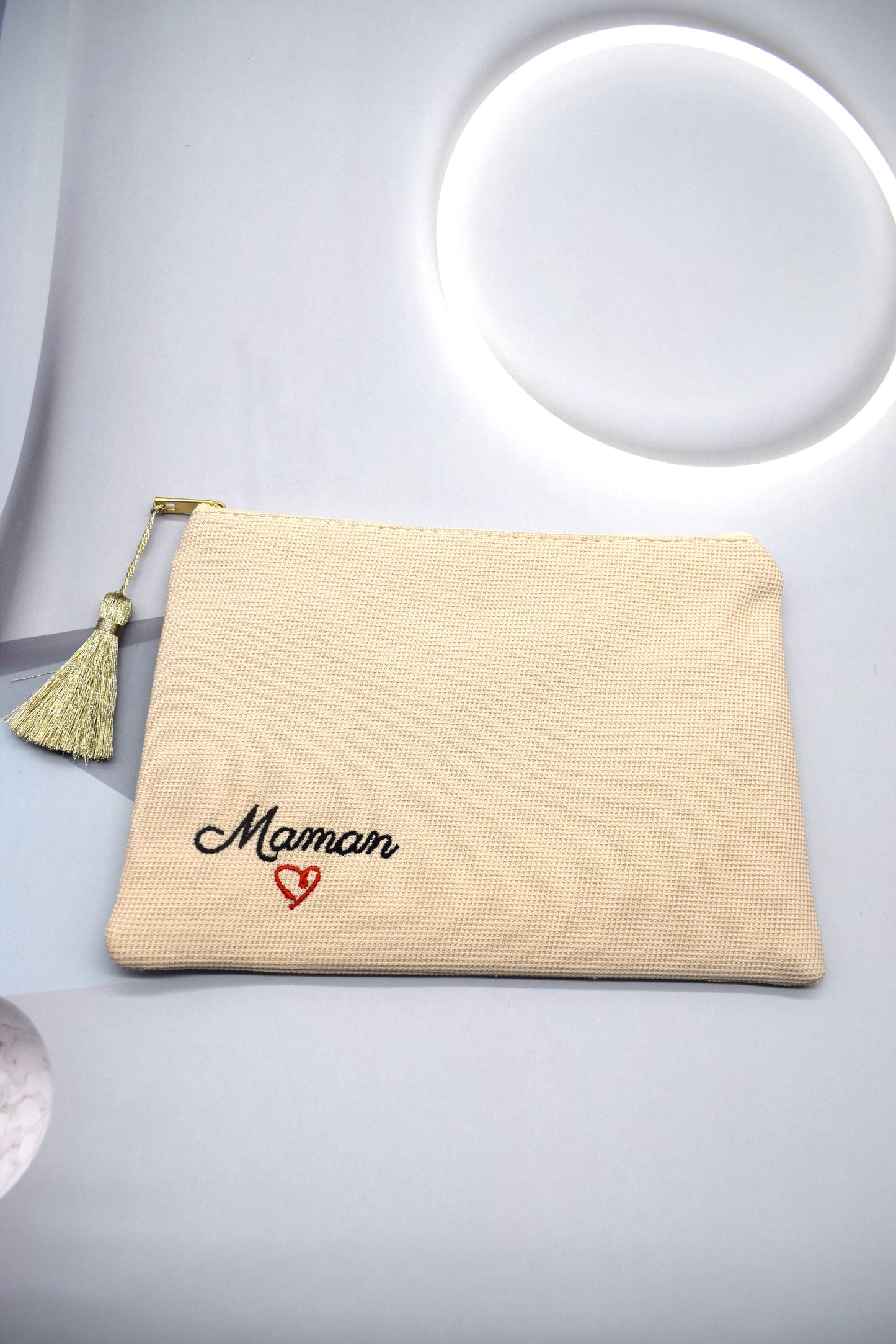 POCHETTE BEIGE BRODÉE MAMAN