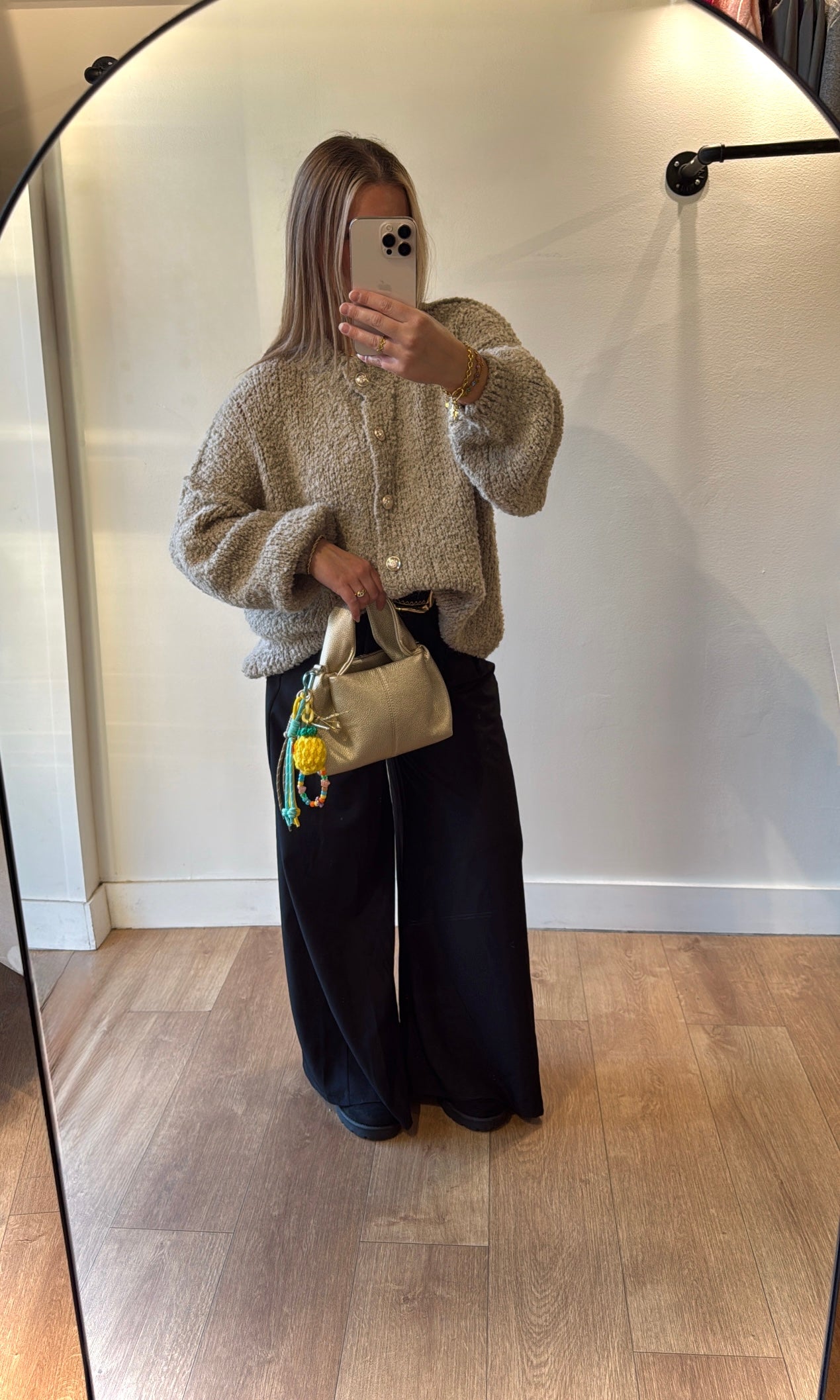 PANTALON FLUIDE NOIR A CEINTURE