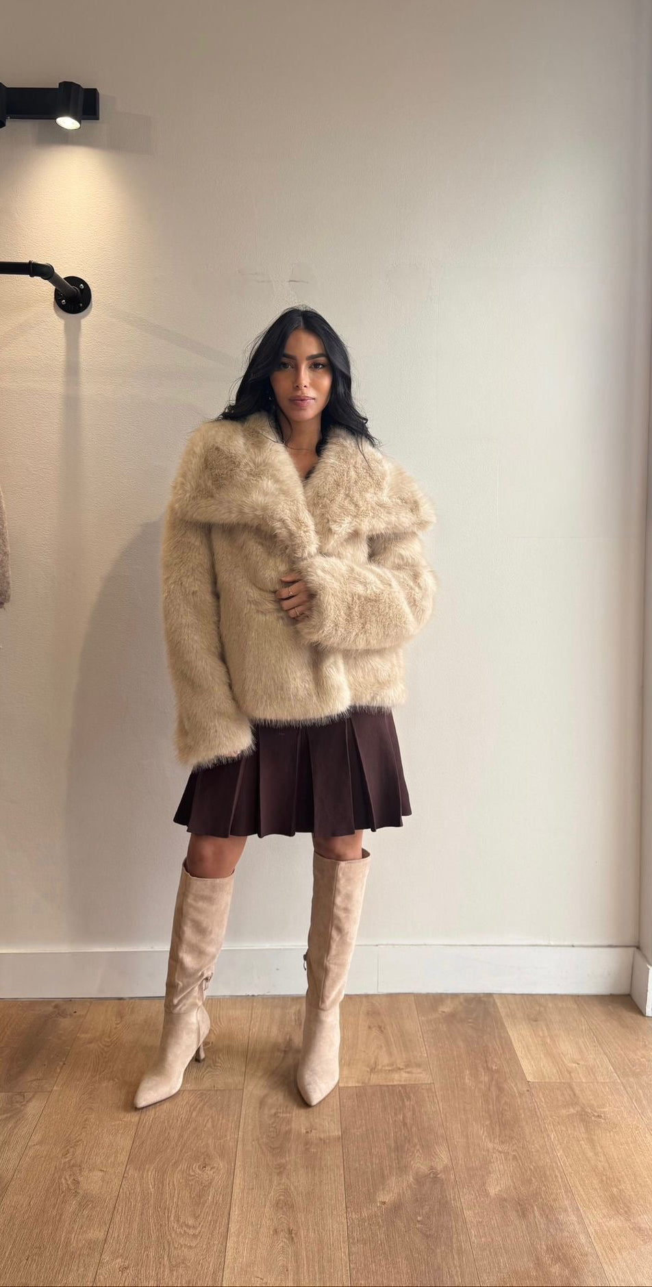 MANTEAU DE FOURRURE BEIGE