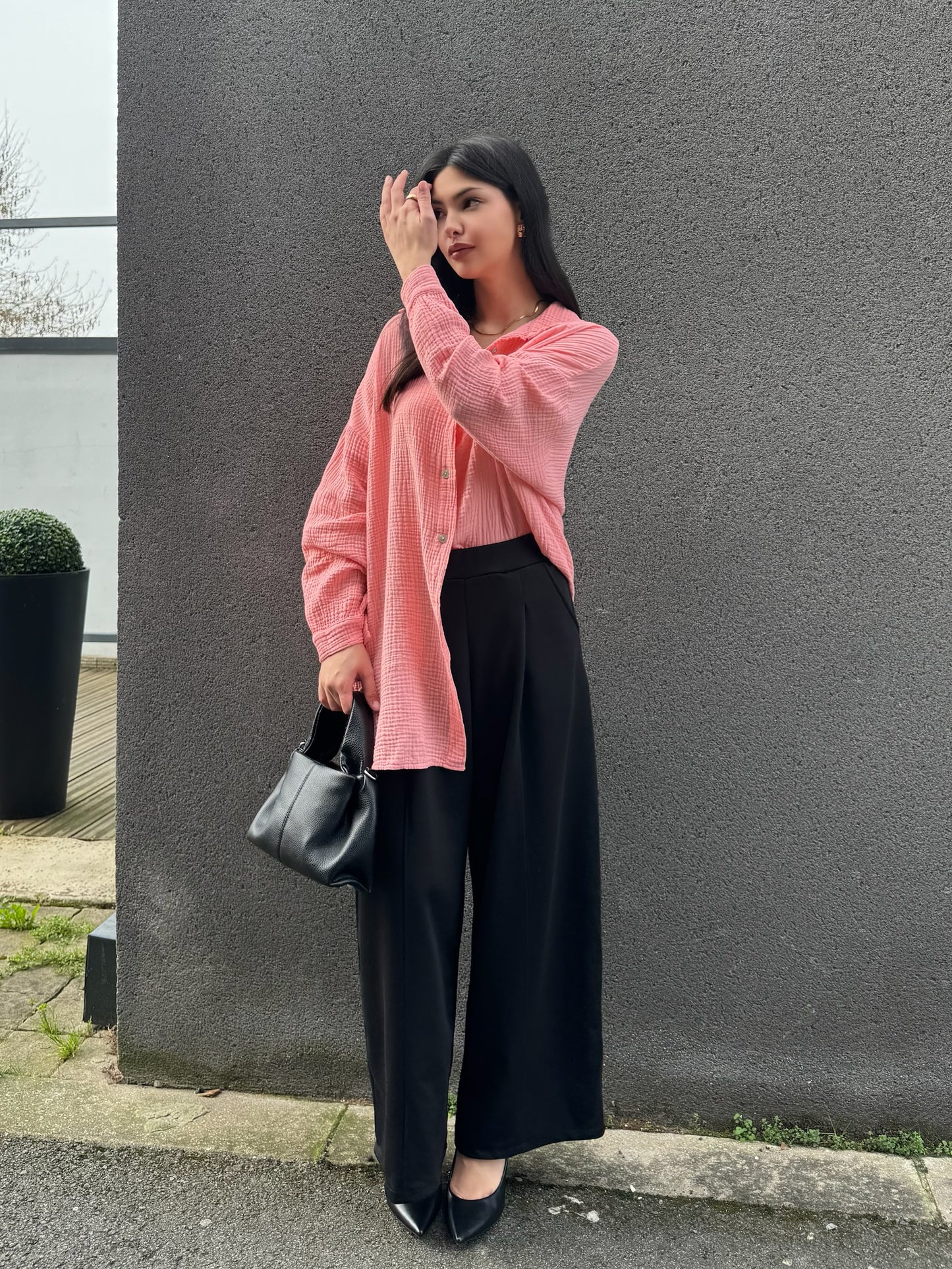 Chemise oversize gaze de coton rose – Douceur & style tendance