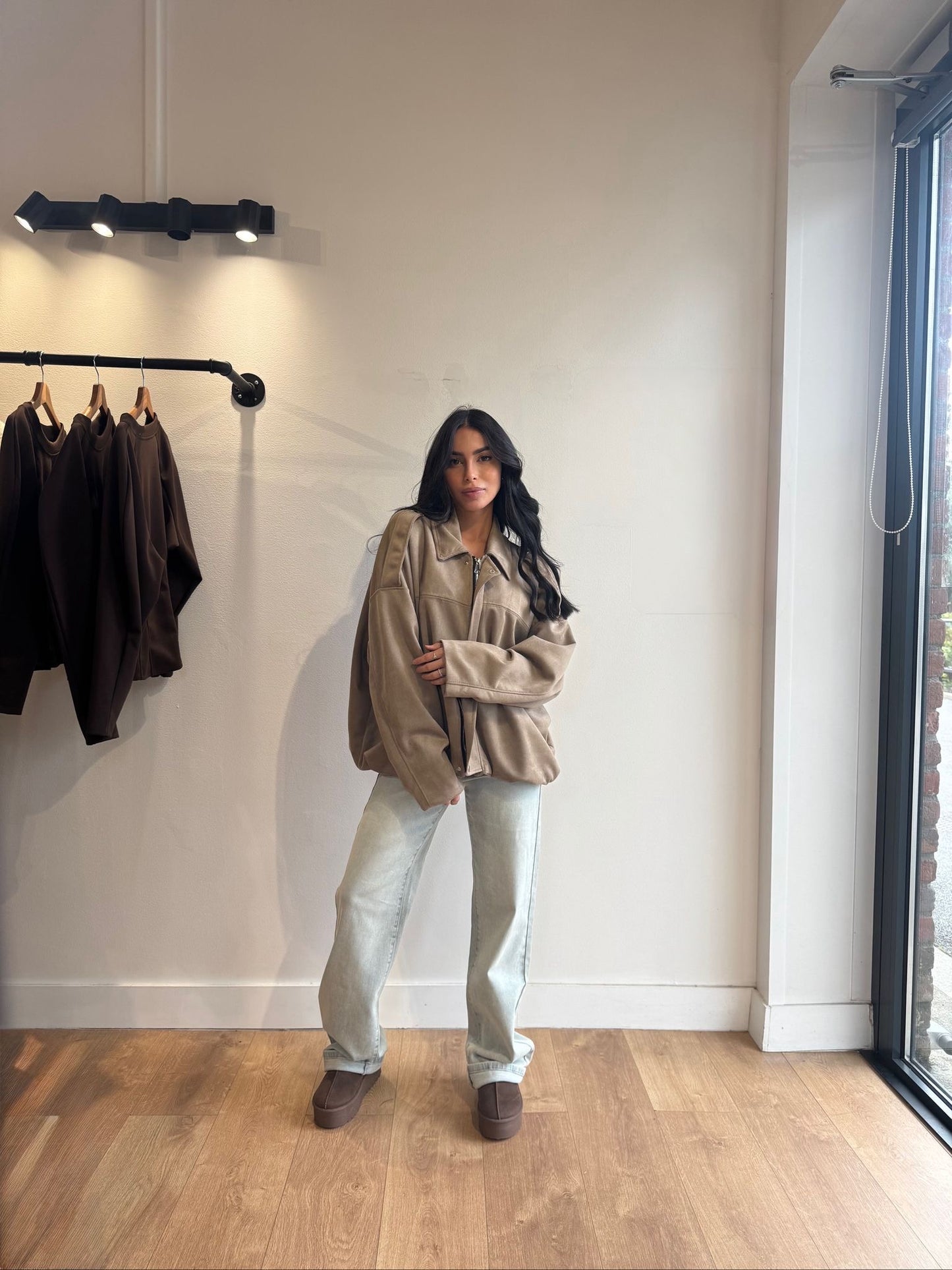 BOMBERS SUEDINE BEIGE