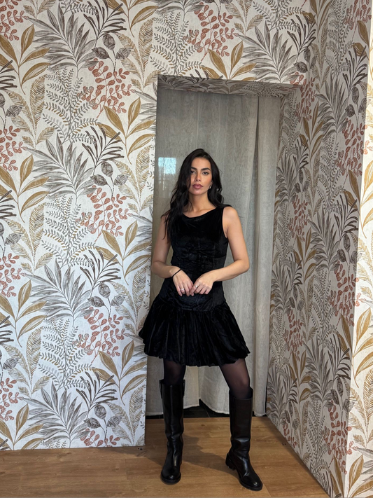 ROBE NOIR VELOUR BALLON