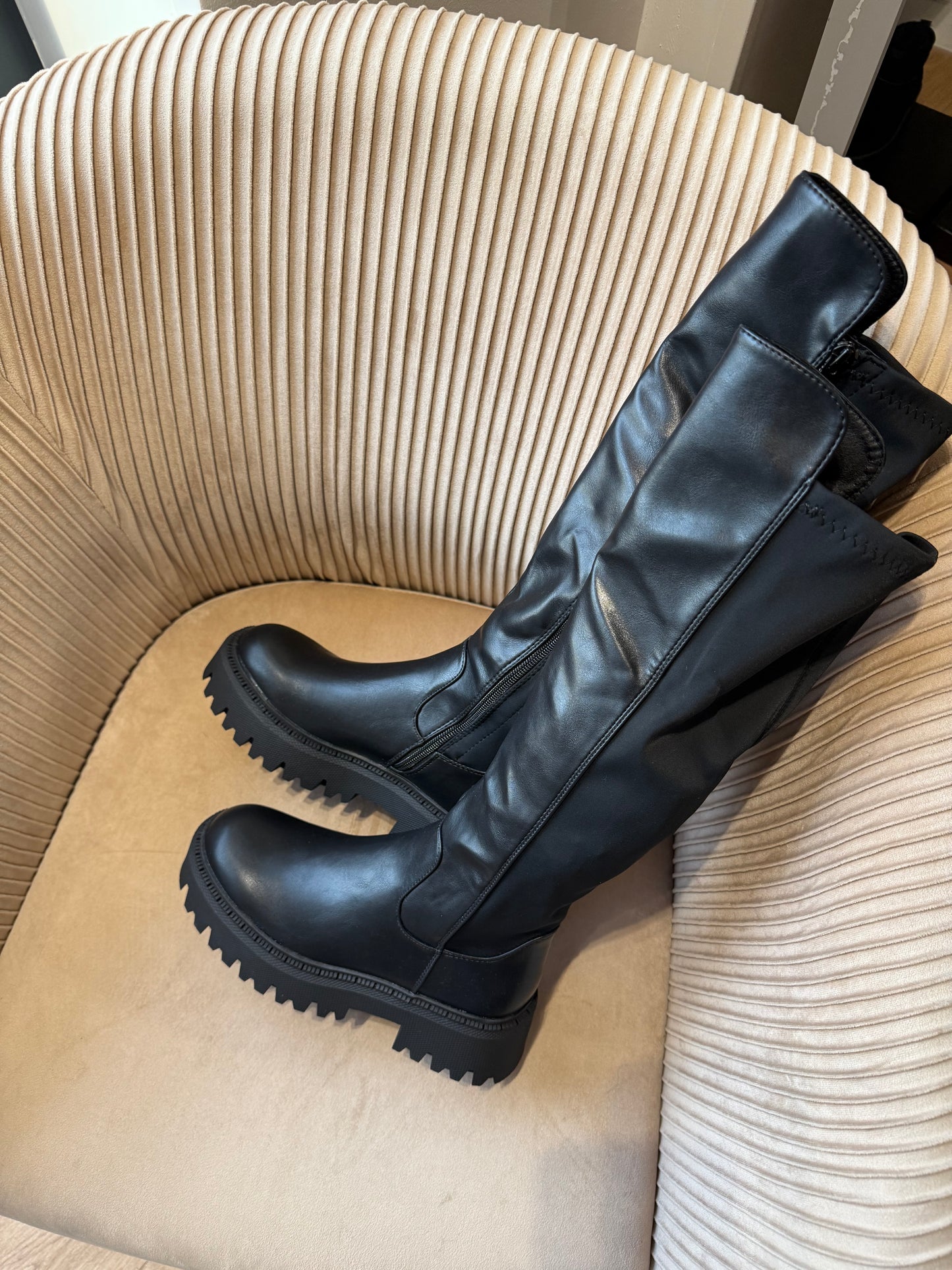 BOTTES HAUTES ÉLASTIQUES