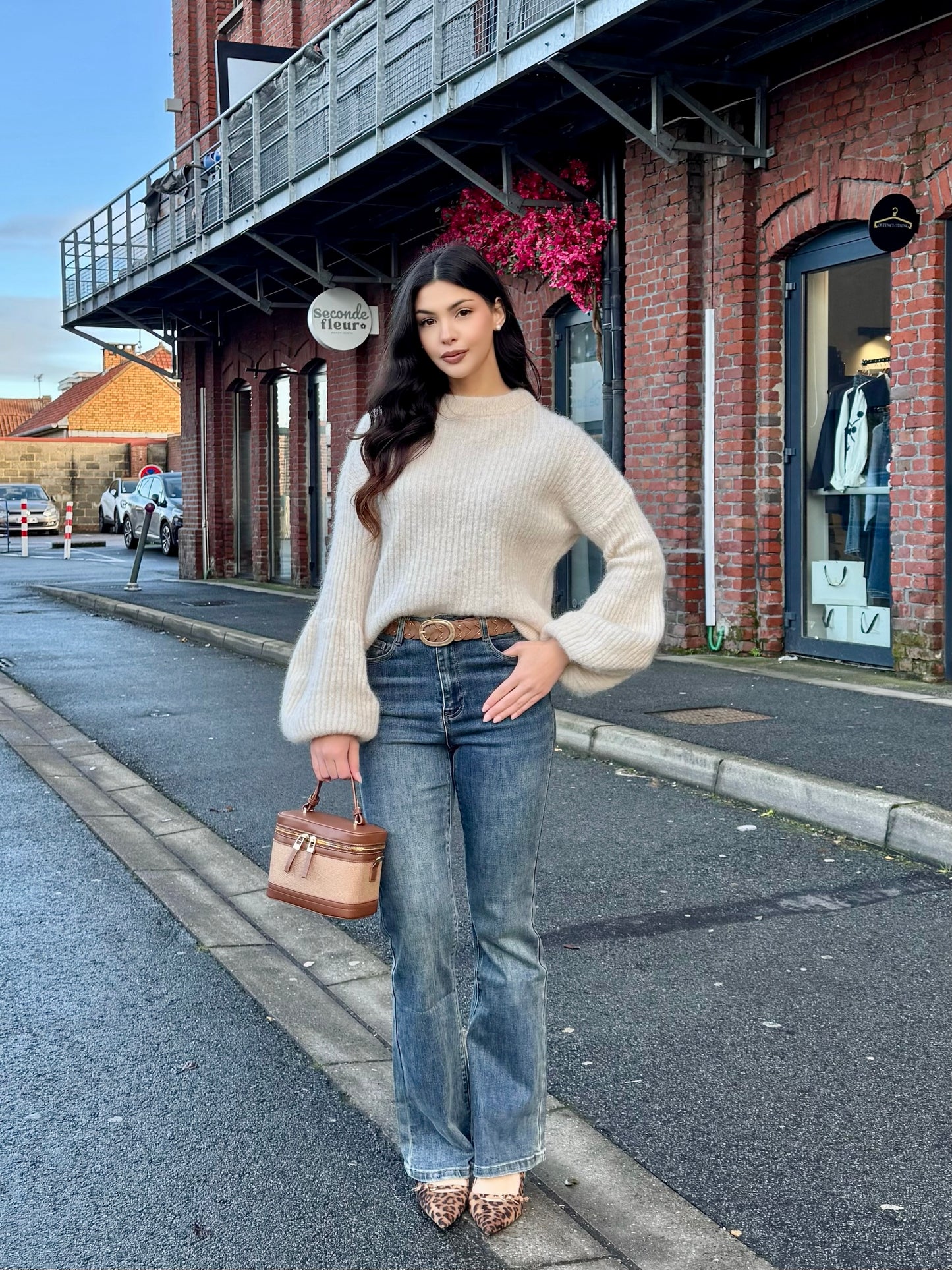 PULL EN MAILLE MANCHE BALLON CRÈME