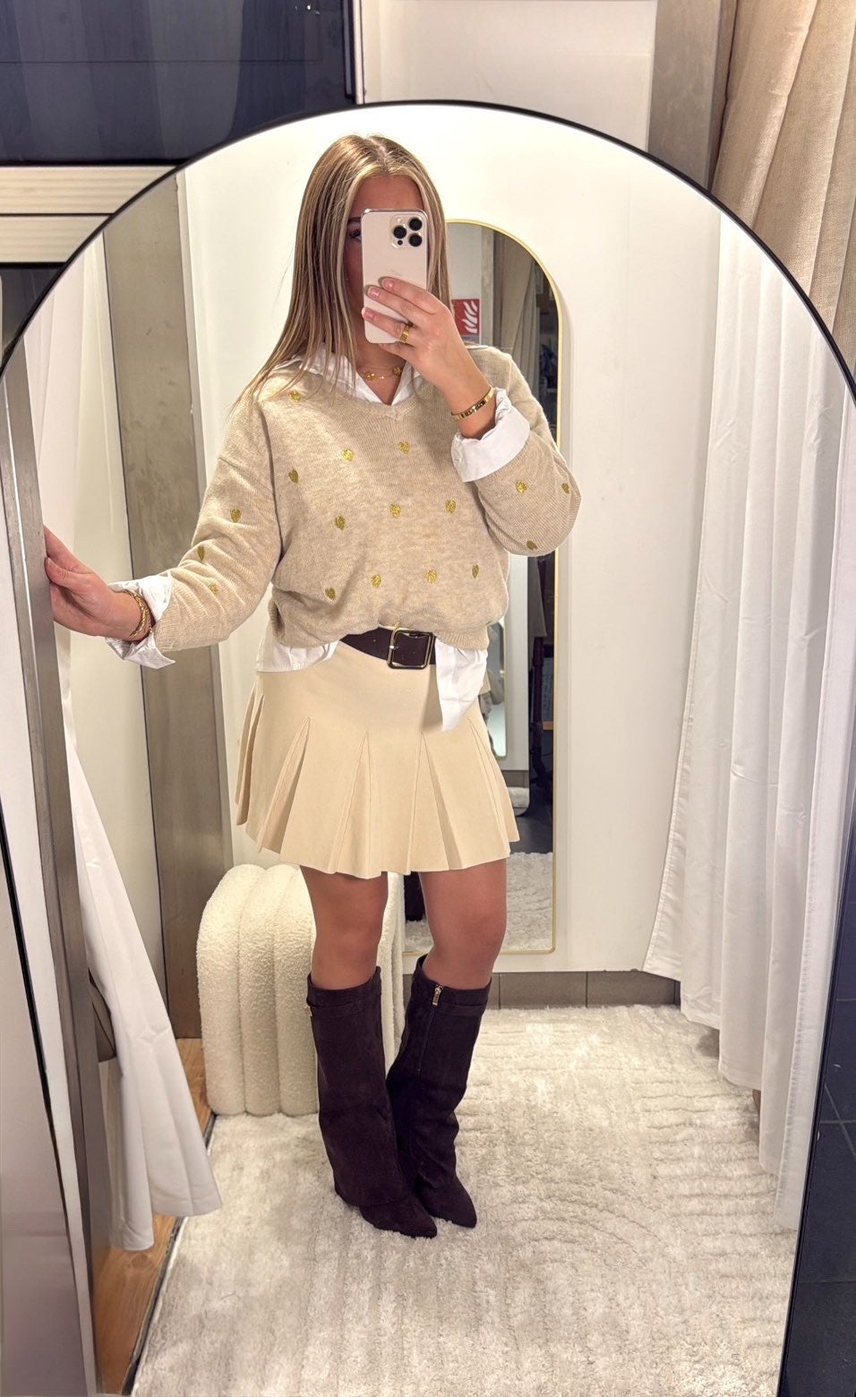 PULL COL V A CŒUR DORÉ