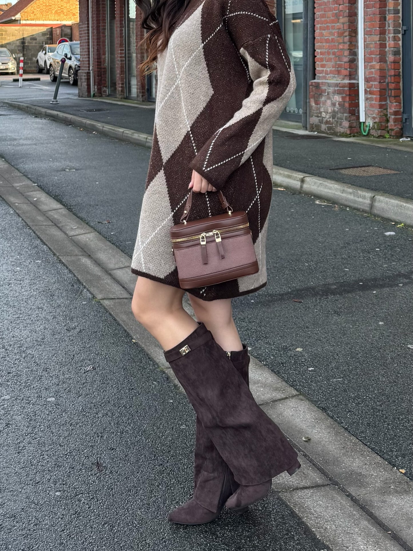 Bottes hautes chocolat en suédine