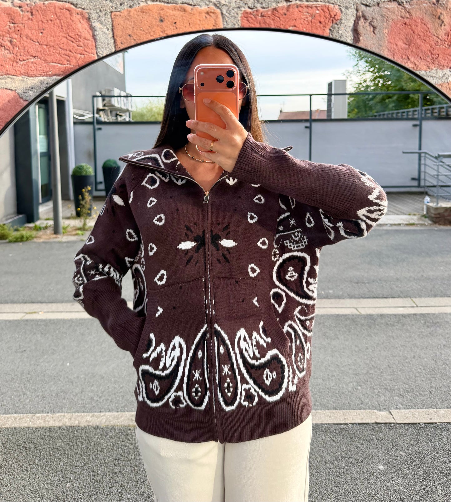 GILET MOTIF BANDANA MARRON