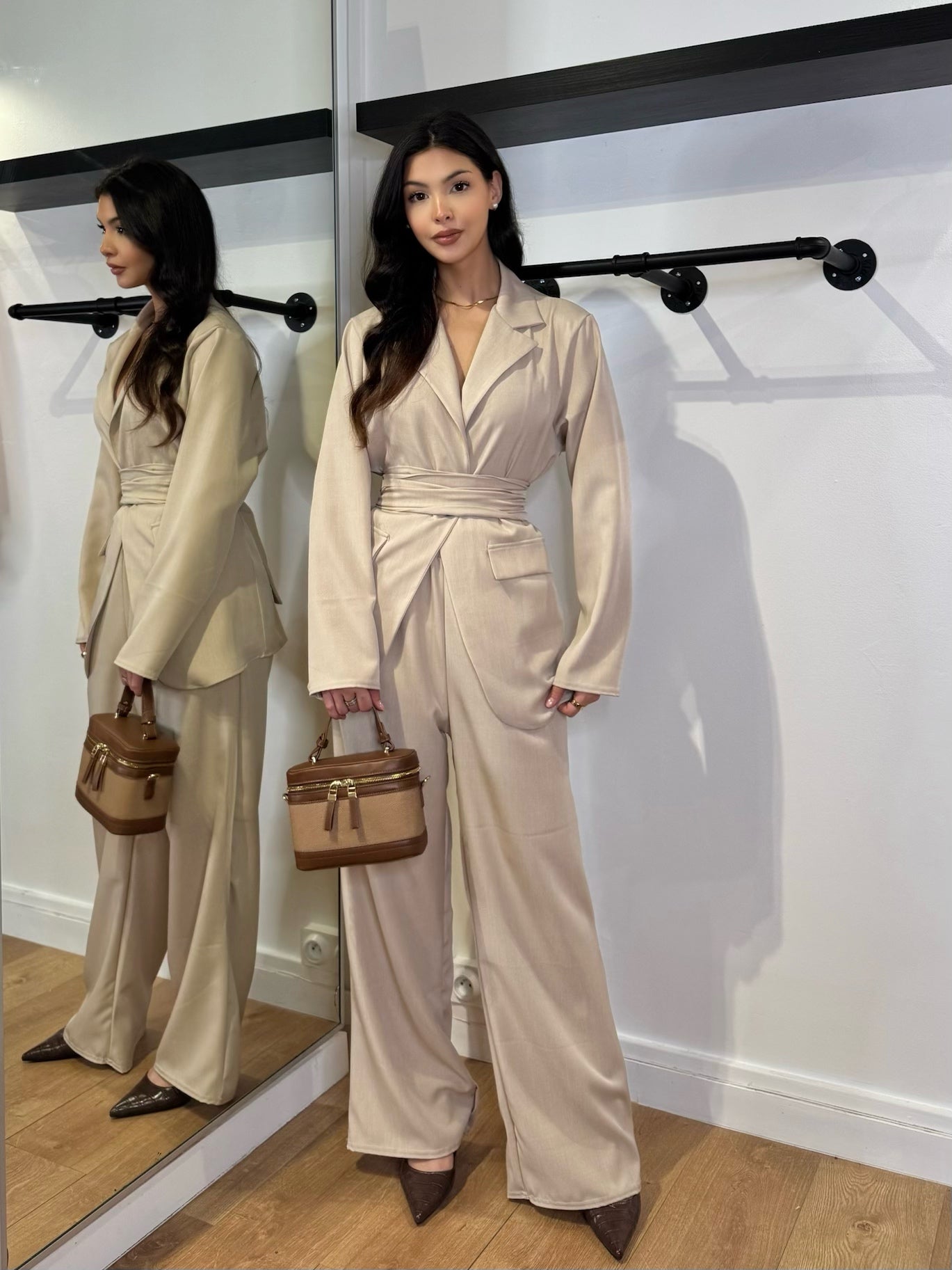 ENSEMBLE TAILLEUR CEINTRÉ