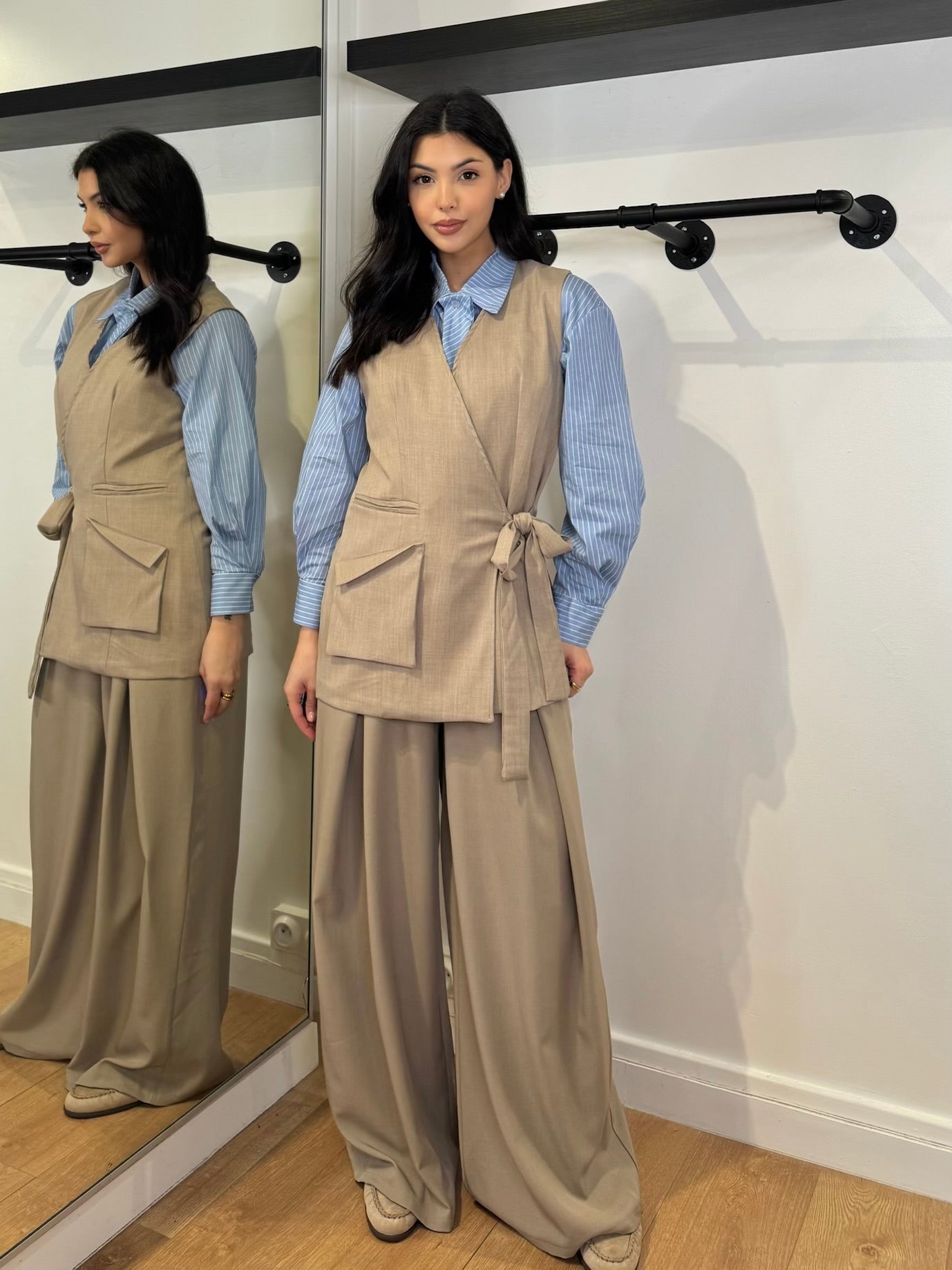 BLAZER SANS MANCHES A NOUER BEIGE