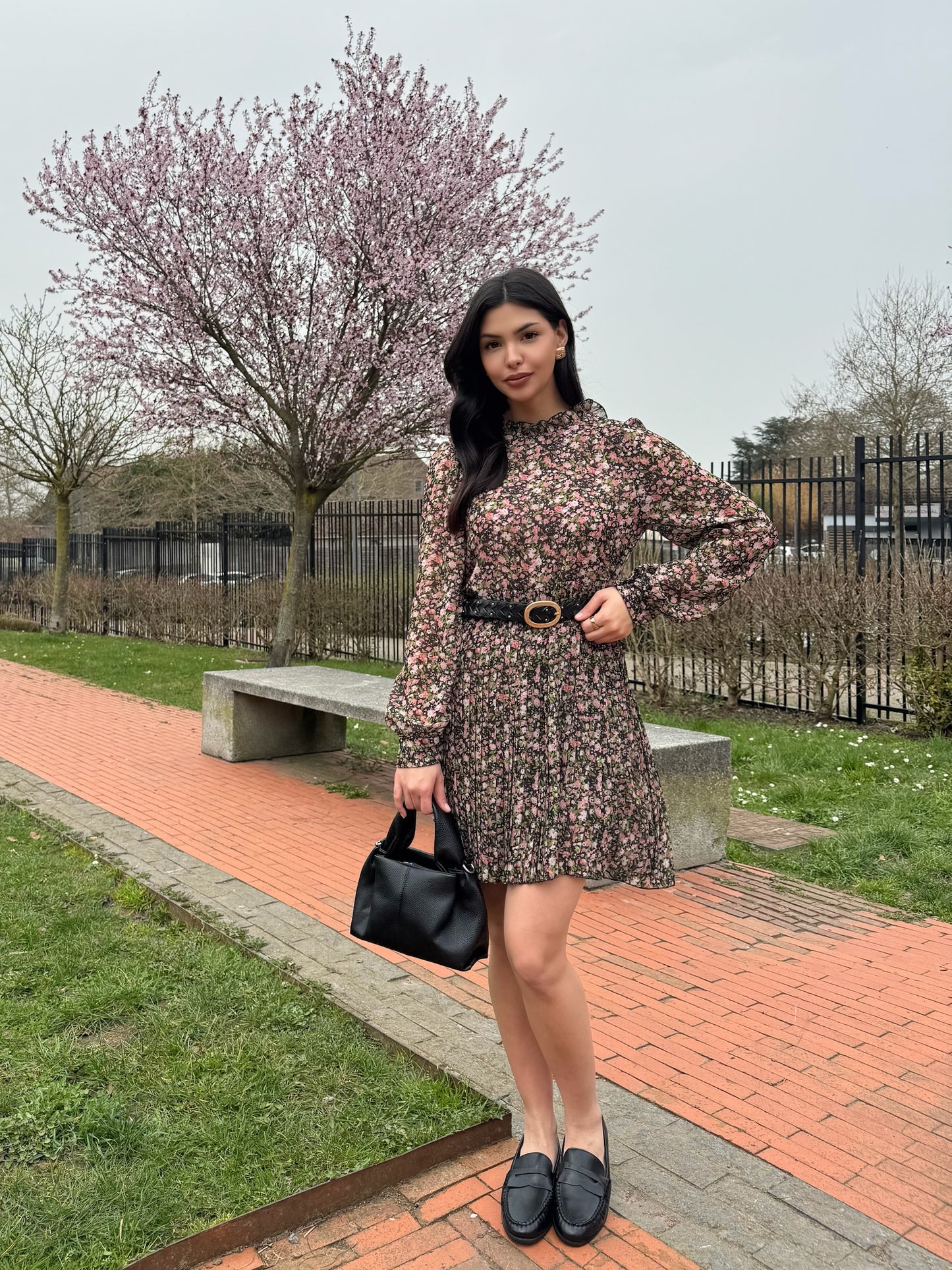 Robe en tulle fleurie courte – légère & romantique 🌸