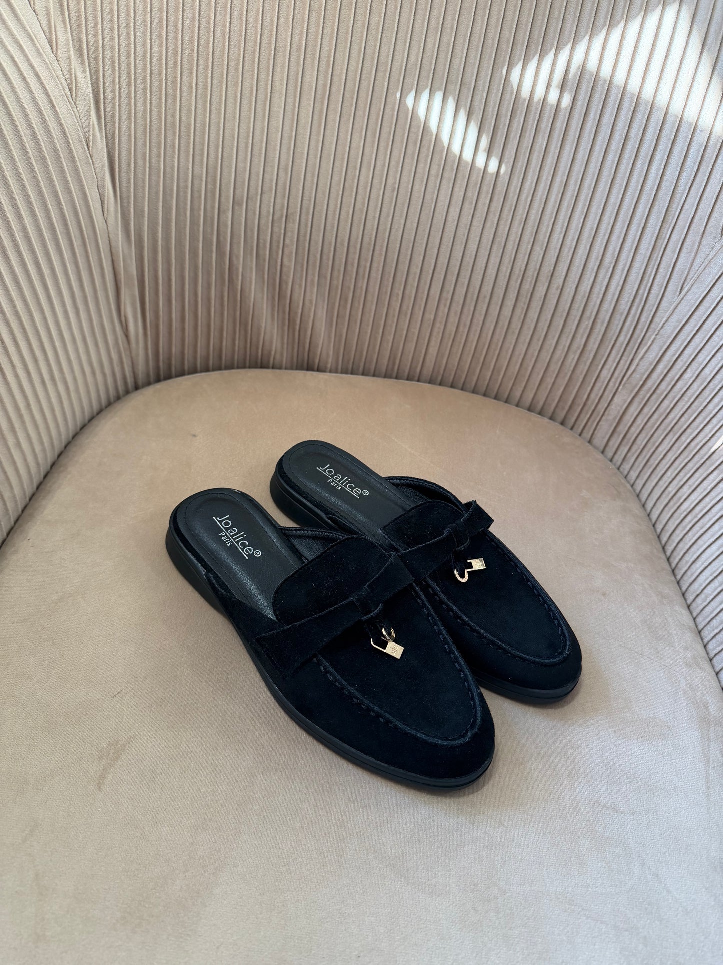 MULES PLATES NOIR