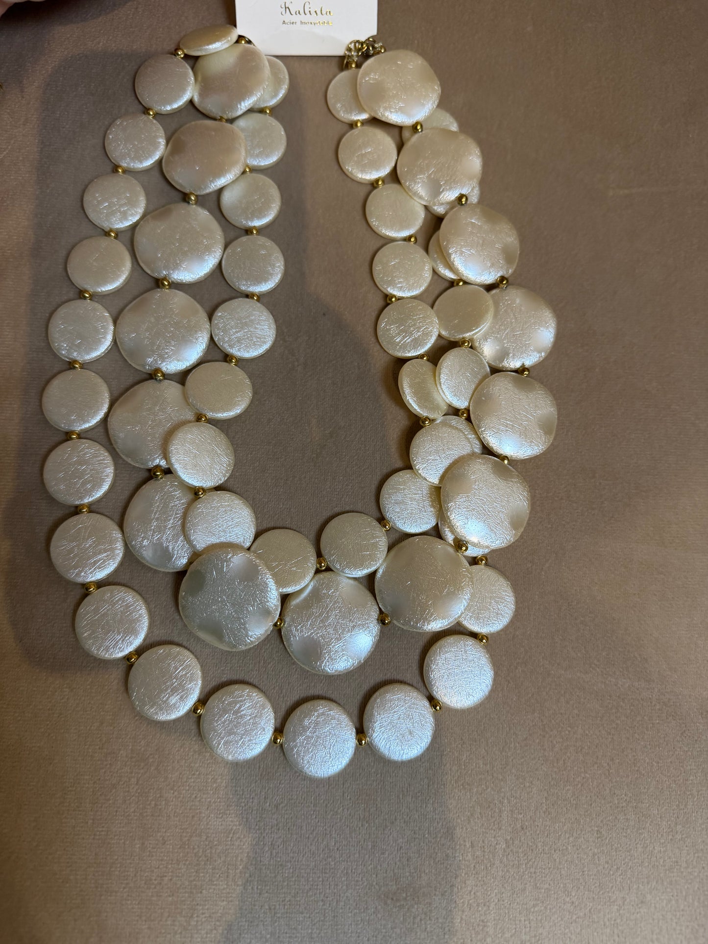 COLLIER GALET NACRÉ