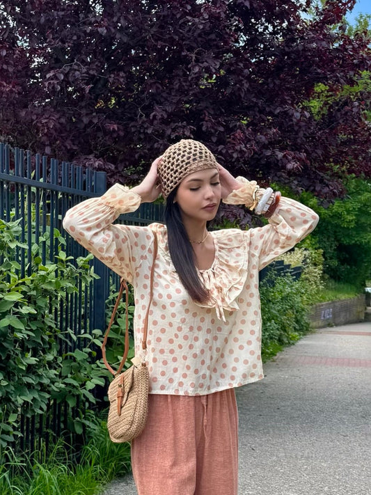 BONNET EN CROCHET TAUPE