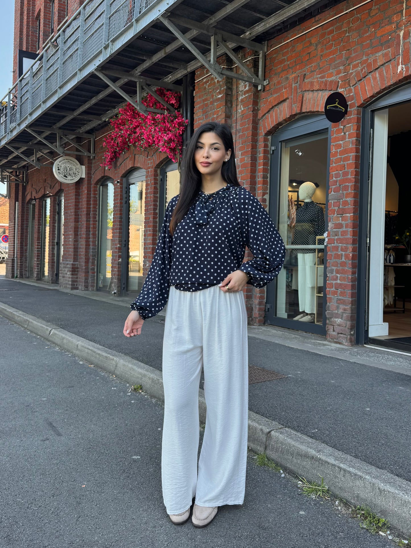 BLOUSE BLEU A POIS BLANC