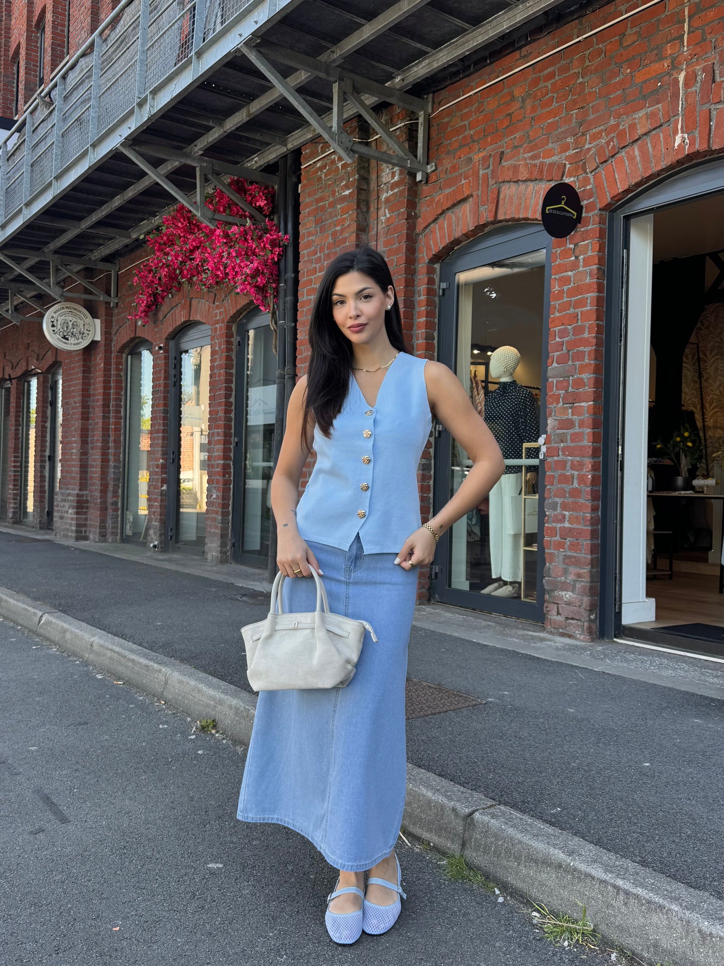 Jupe en jean bleu clair – Style casual & féminin
