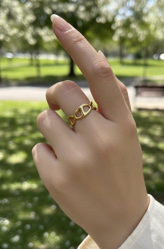 BAGUE AVA